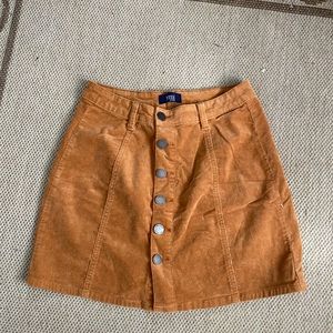 Ymi skirt